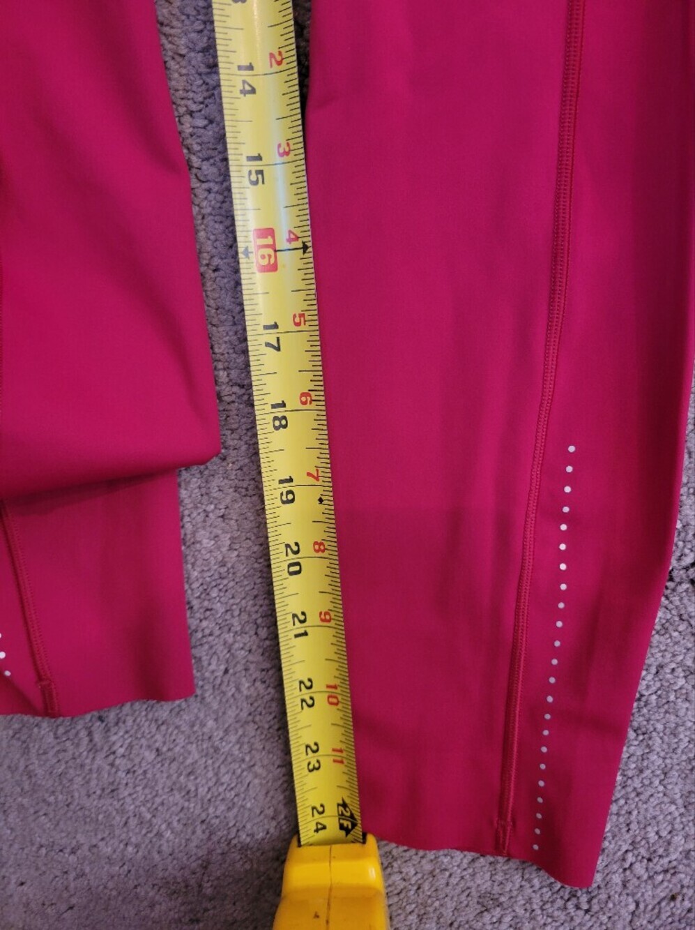 Lululemon Speed Up Crop Leggings Sz 6 Pink Magenta Running Tight Pockets Dots - Picture 10 of 12